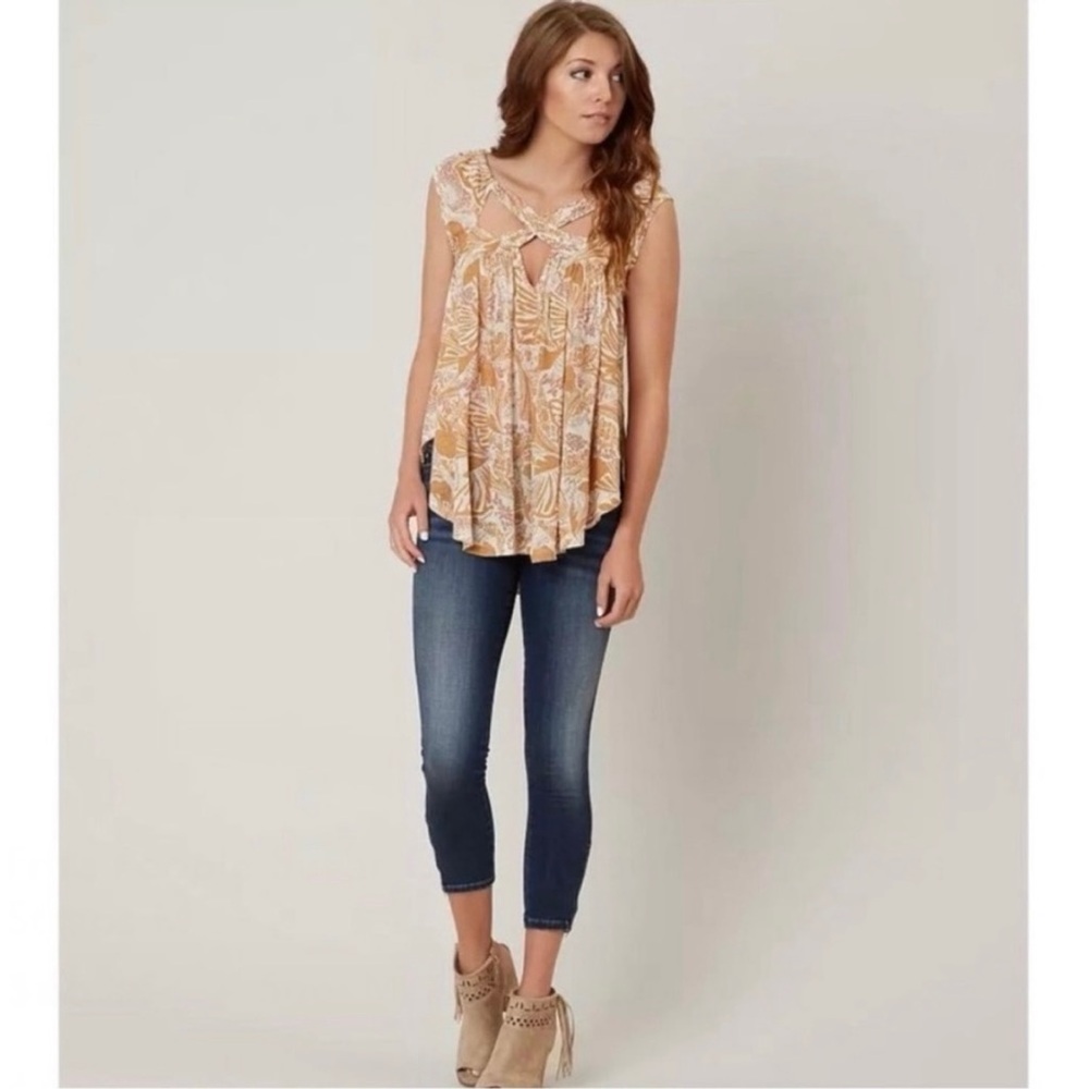 Free People Shirt - Picture 2 of 5